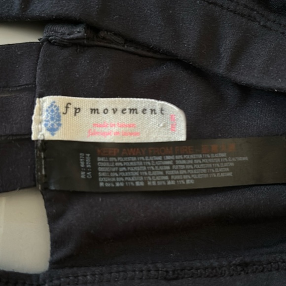 NWOT Black Free People FB Movement double strap strappy back Sports Bra M - Picture 7 of 7